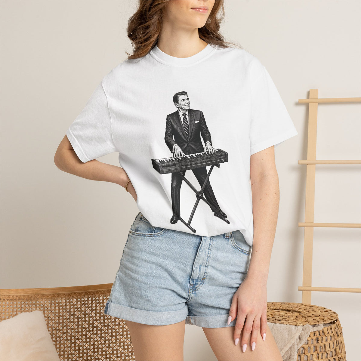 Ronald Reagan Playing Keyboard T-Shirt – Funny 80s President Synth Music Tee