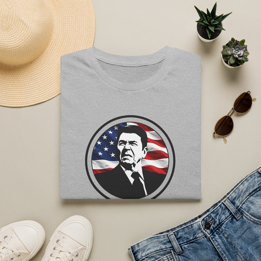I Smell Commies – Reagan 250 Years Rocking Liberty Patriotic T-Shirt