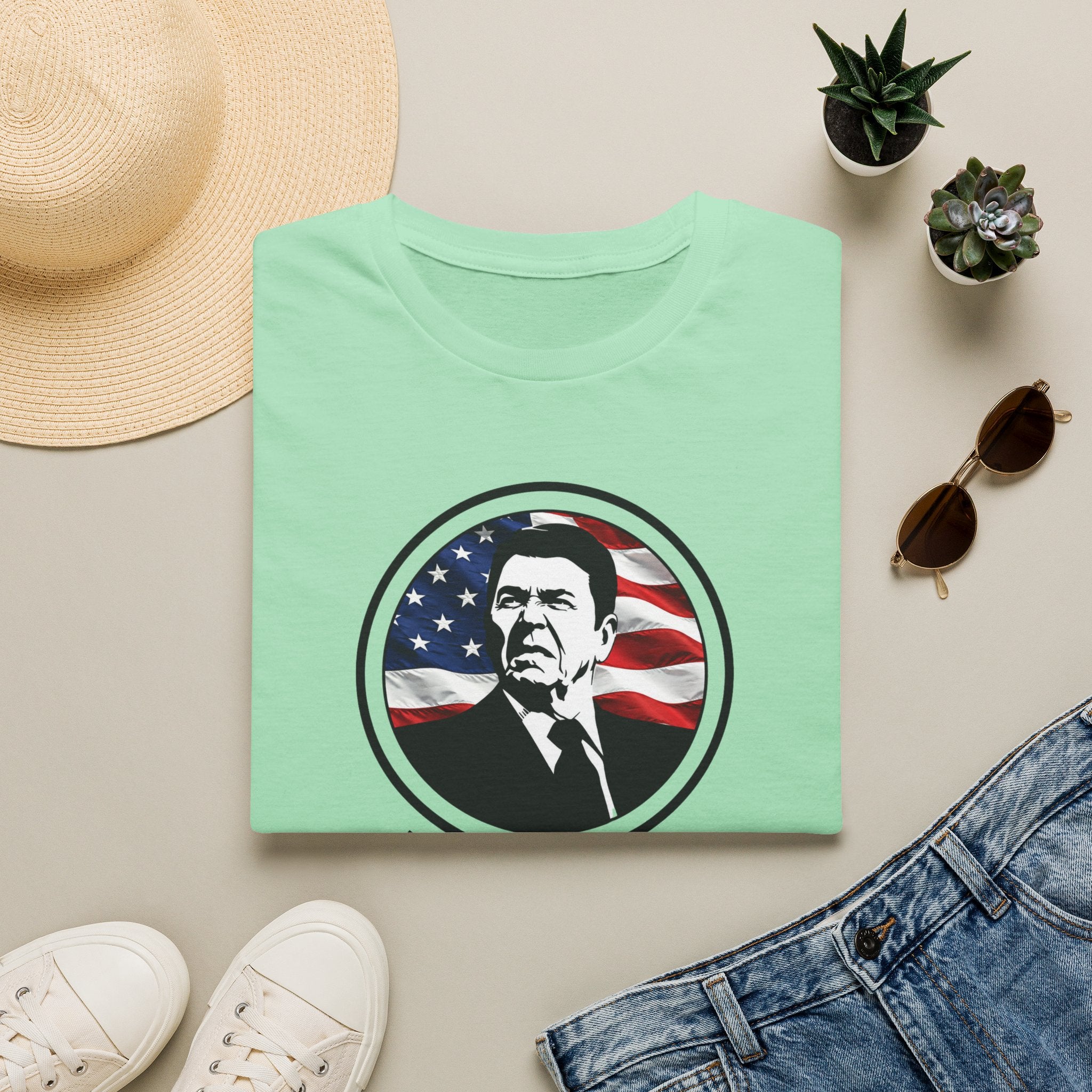 I Smell Commies – Reagan 250 Years Rocking Liberty Patriotic T-Shirt